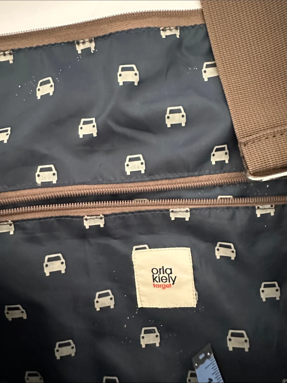 Orla Kiely/Target Retro Cars Weekend Bag with Adjustable Strap - Picture 4 of 4